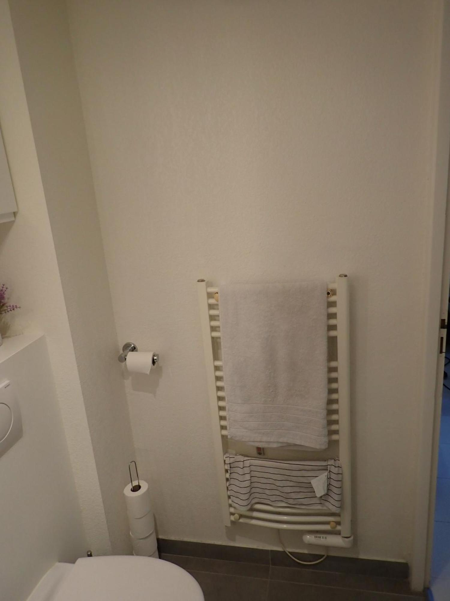 Suite 1 Chambre, 1 Sejour, Climatise, Piscines, 400M De La Mer La Londe-les-Maures Ngoại thất bức ảnh